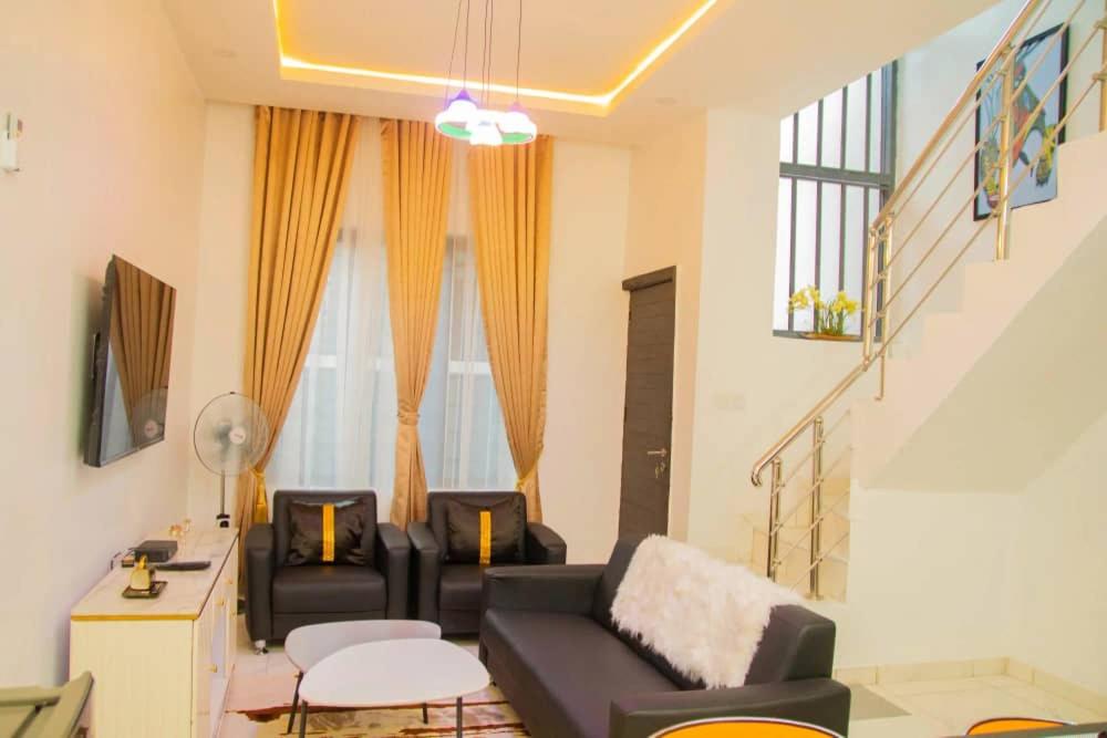 Gorgeous Business class apartment in Lekki Phase 1