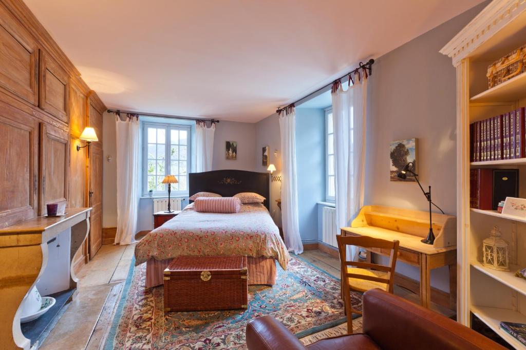 A l'Ombre du Château photo 4