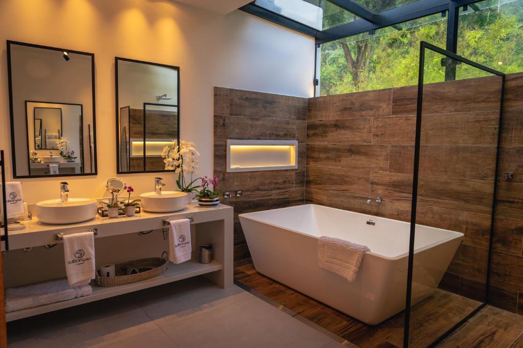 Saison Resort & Spa photo 3