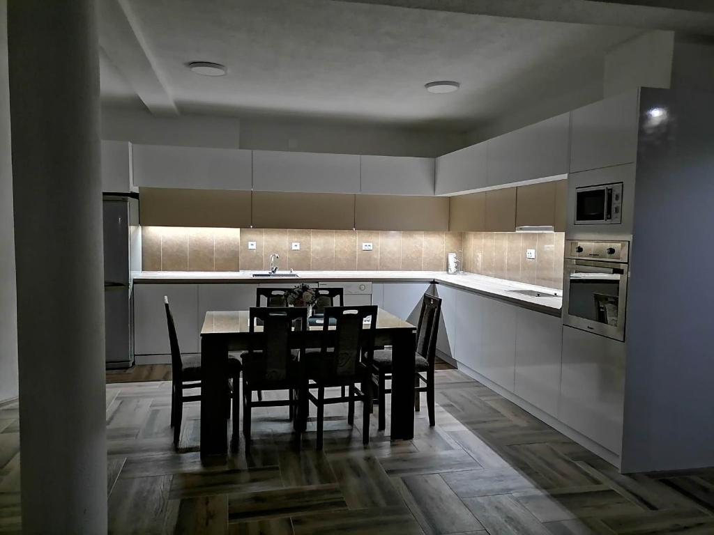 Z&G Apartment