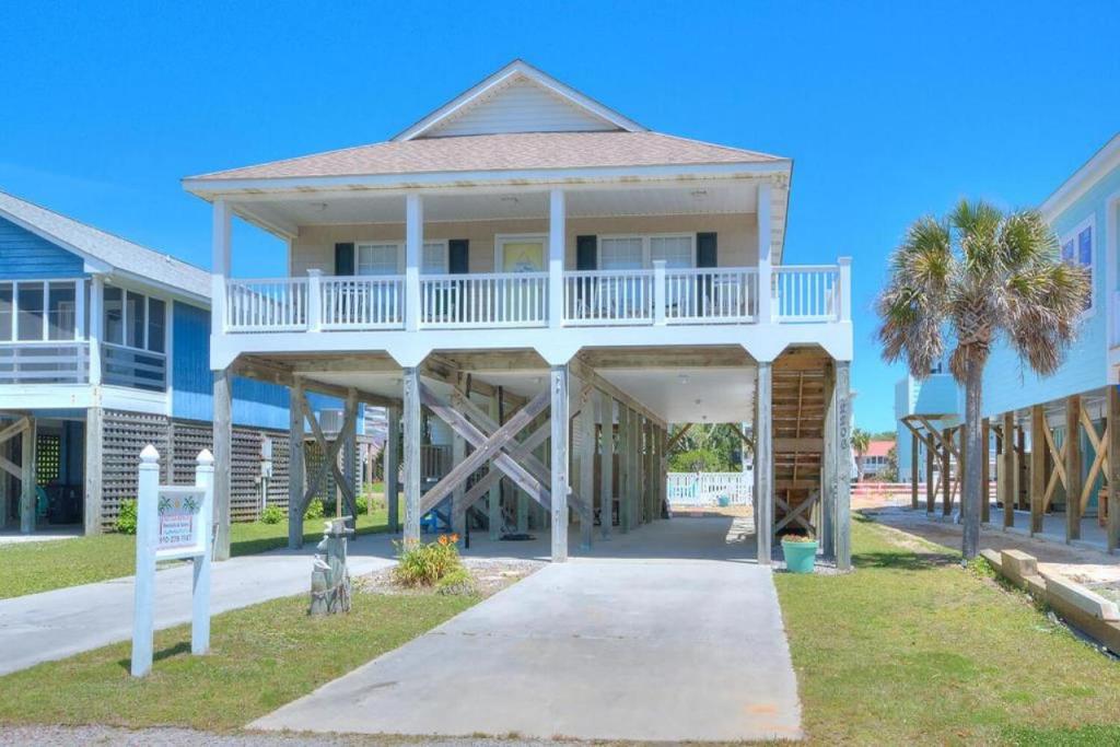 Reel Estate image