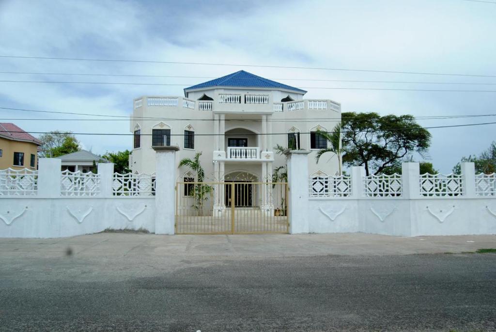 Little Savoy Guest House new photo 1