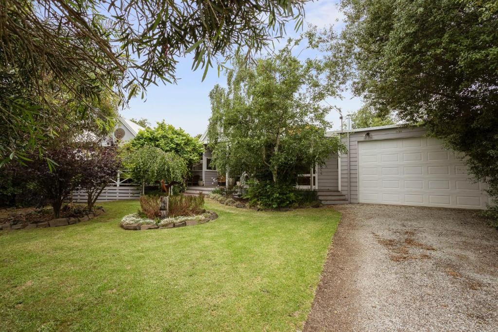 17 Hotham Close Cowes photo 2