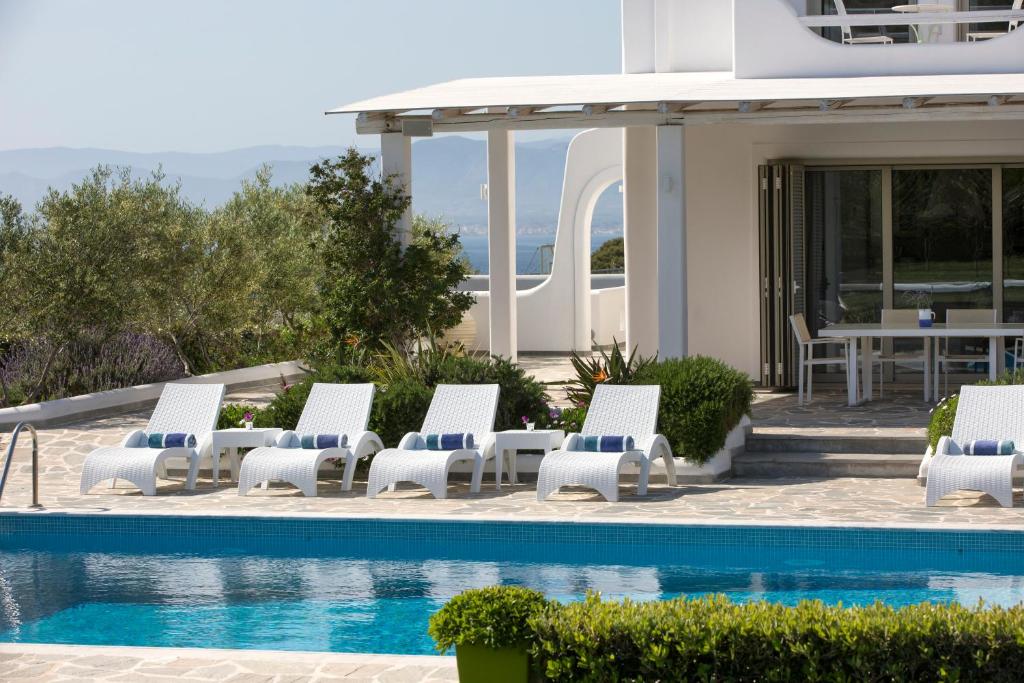 Villa Elena Loutraki photo 3