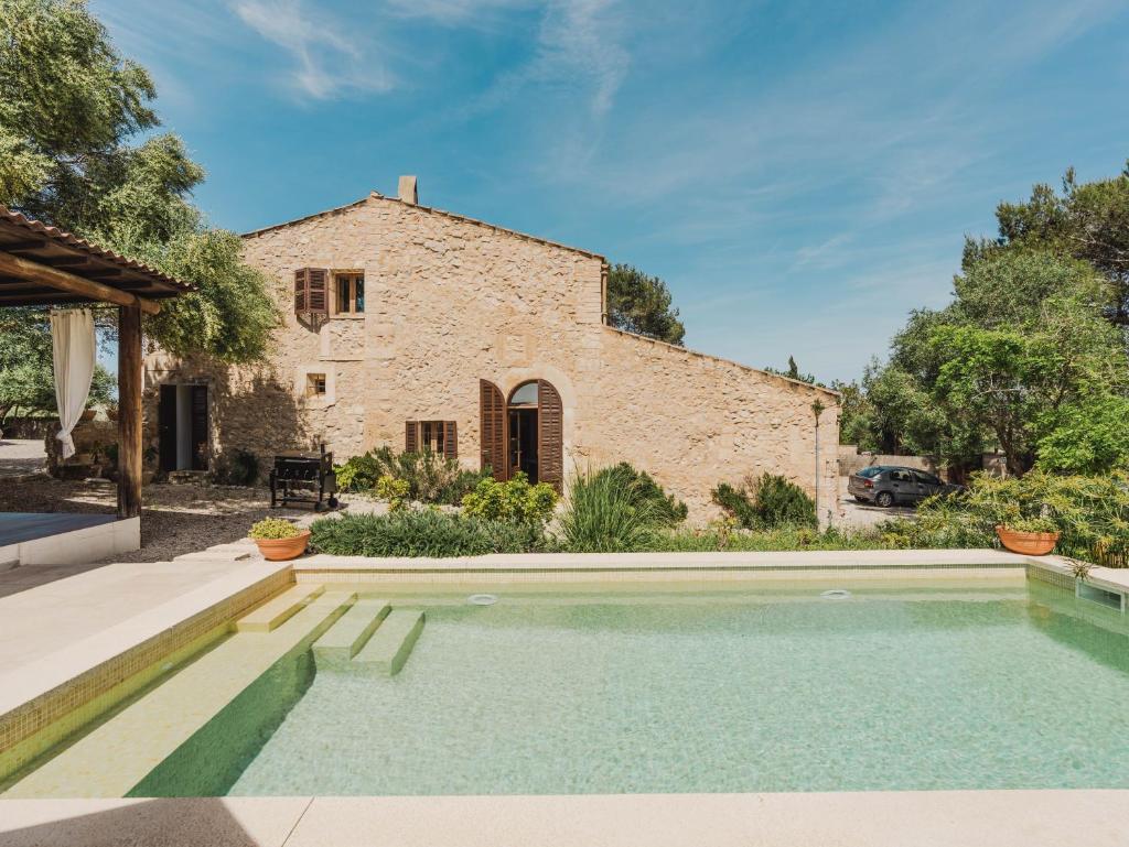 Llucamar Villa photo 1
