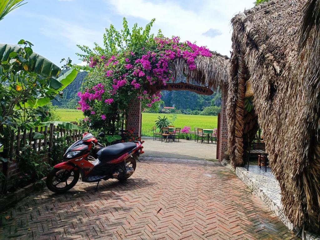 Tam Coc Village Bungalow