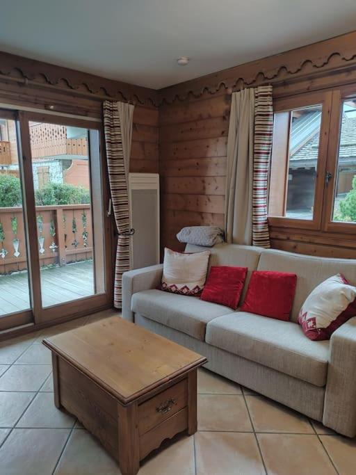 Appartement 4 pers avec piscine commune Carroz d'Araches photo 2