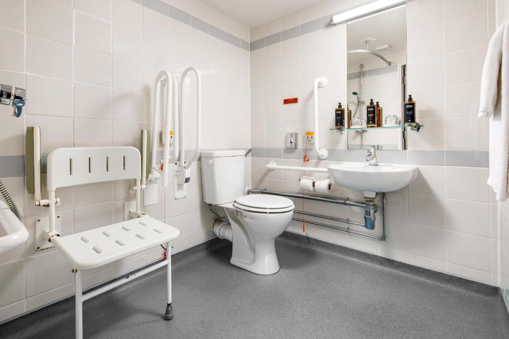 Mercure Ayr Hotel - Tap to explore photos