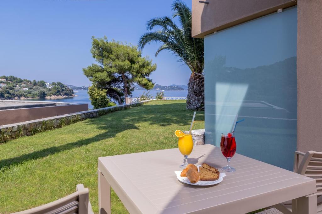 Cape Kanapitsa Hotel & Suites photo 4