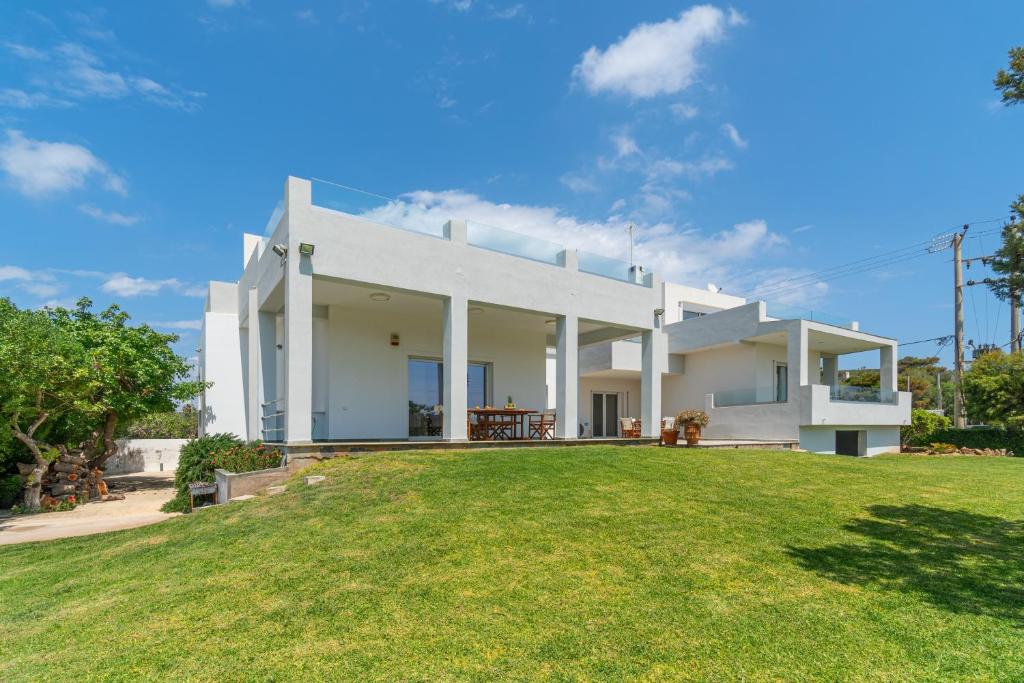 Legrena Beach House photo 2