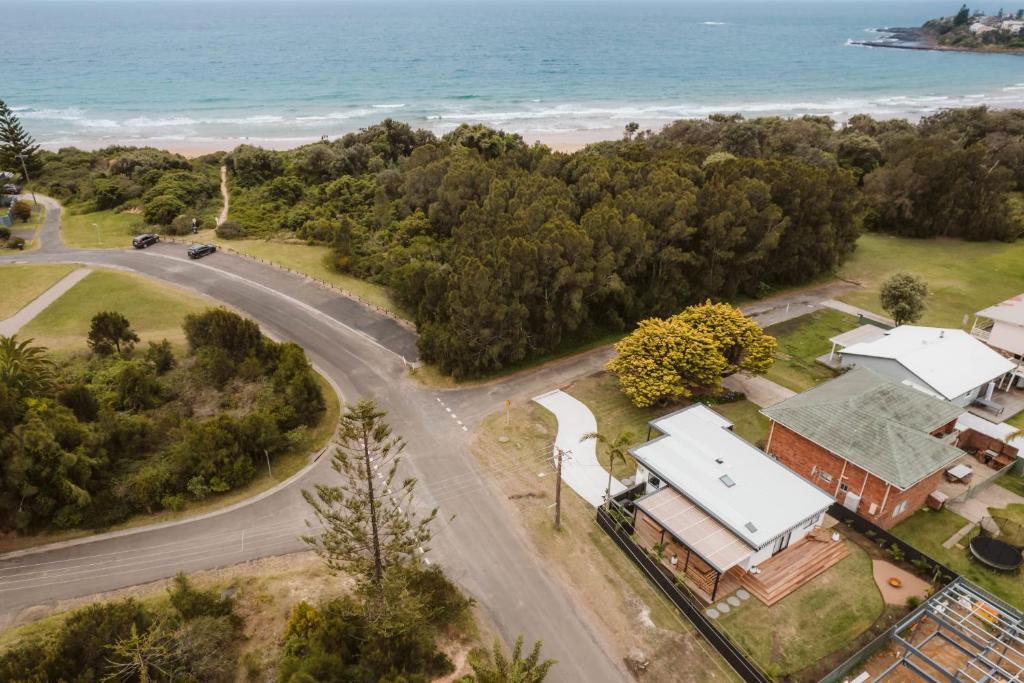 The Lull Culburra photo 2