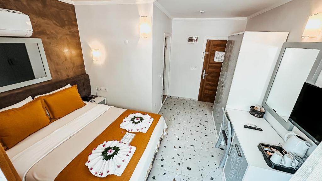 Tonoz Beach Hotel photo 1