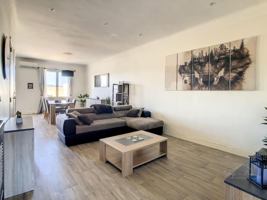Homps - Appartement avec terrasse 4 personnes photo 1
