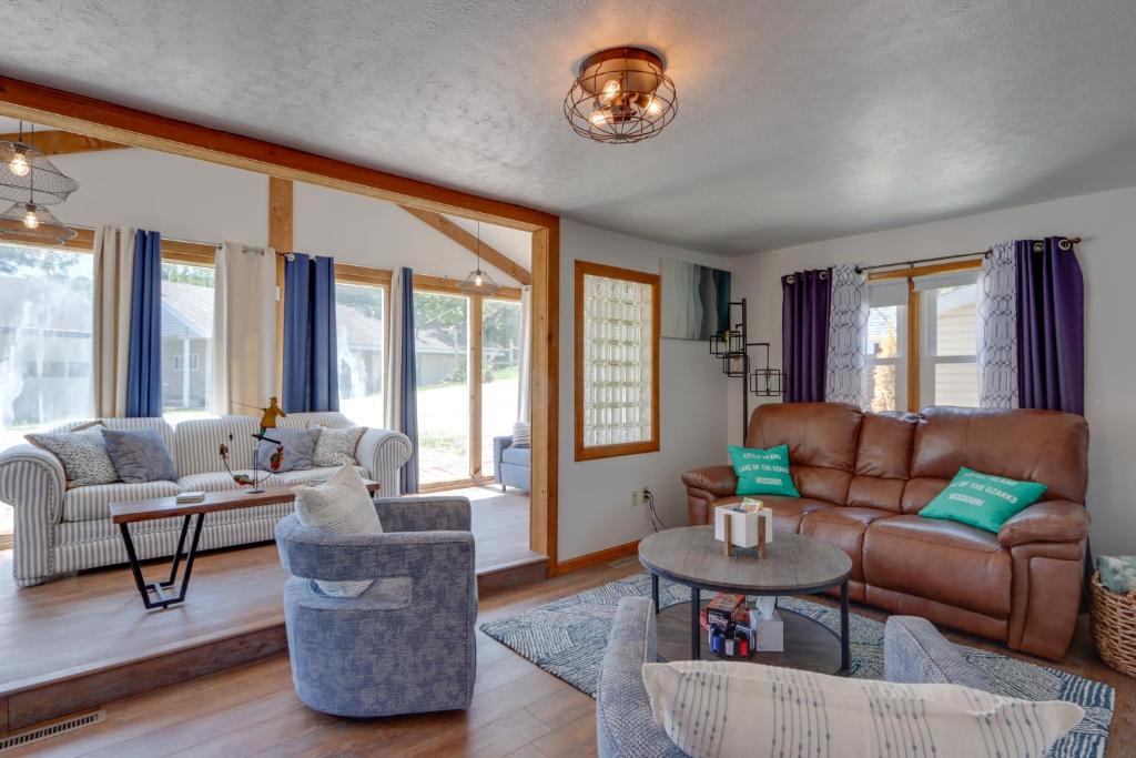 Lakefront Missouri Vacation Rental with Dock and Slip! photo 2