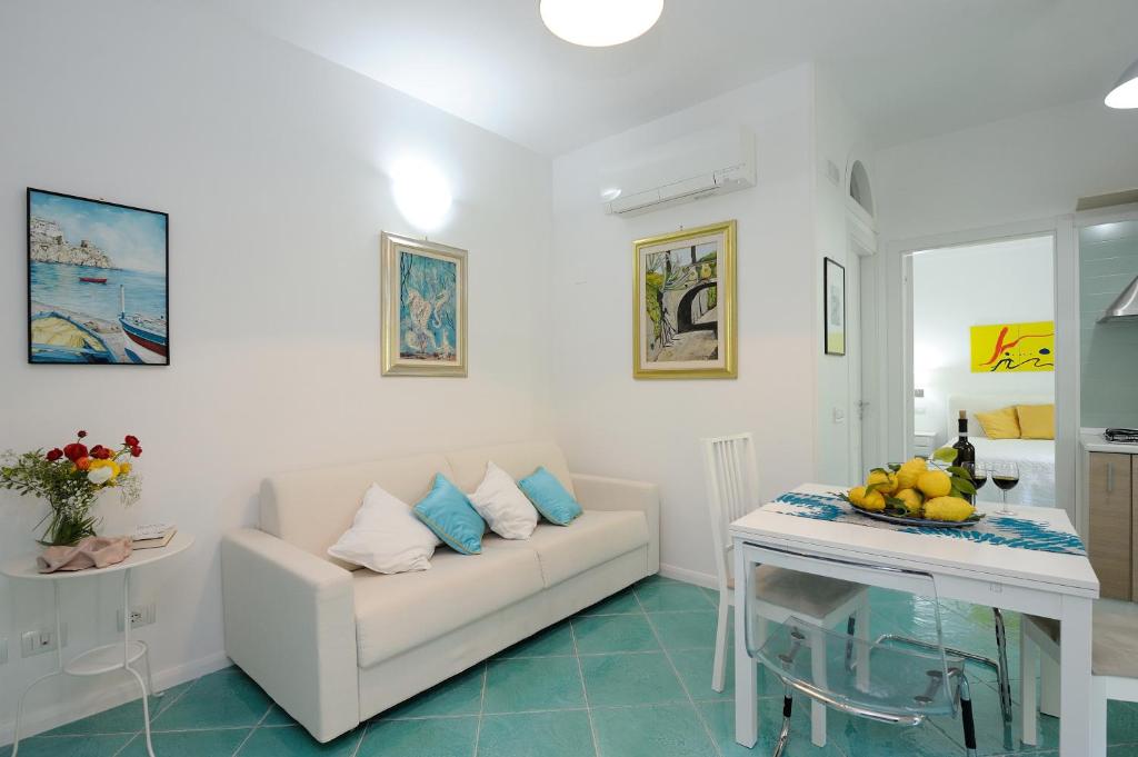 Amalfia Apartments - Tap to explore photos