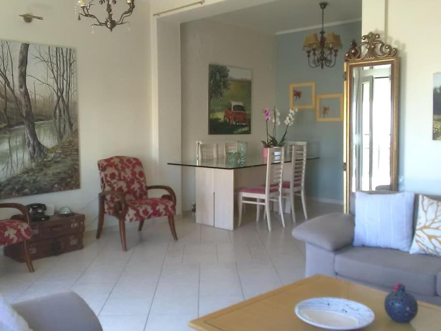 Doxa's place photo 1