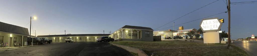 Llano Motel photo 4