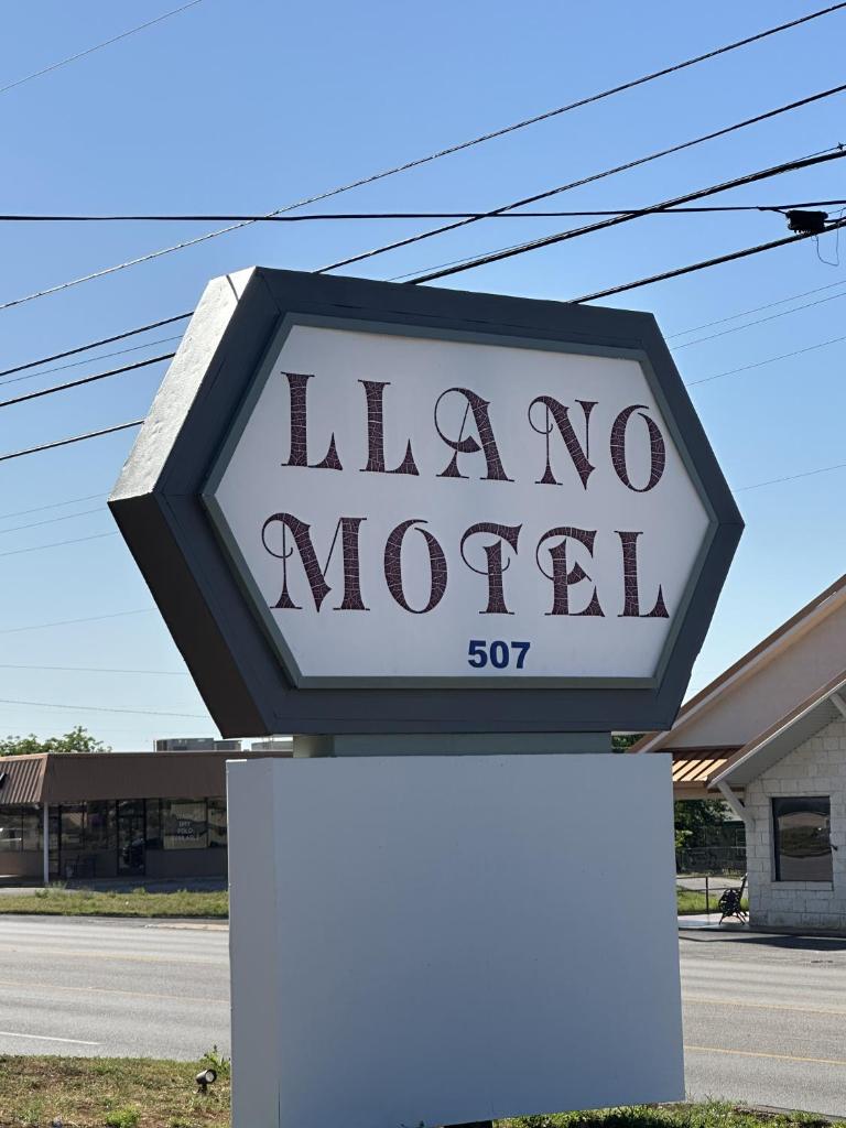 Llano Motel photo 3