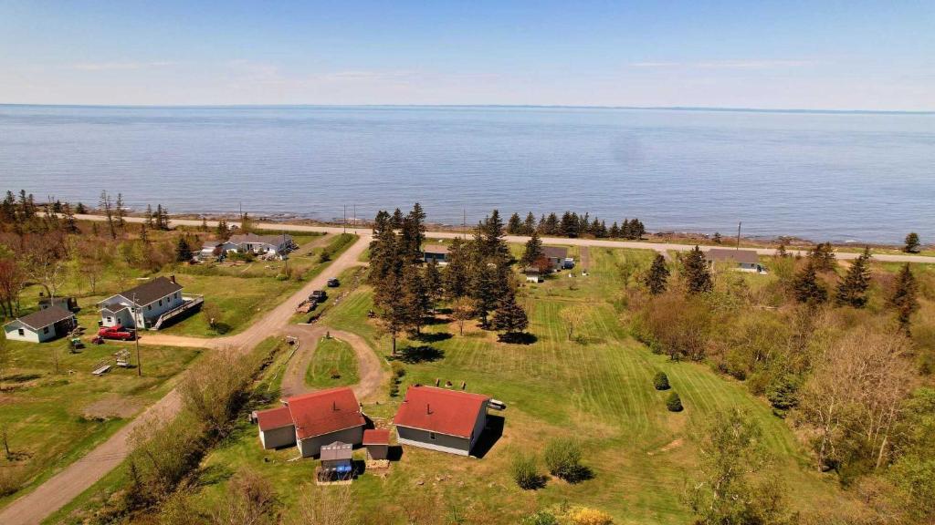 Stargazers Cove Cottages Otter photo 1