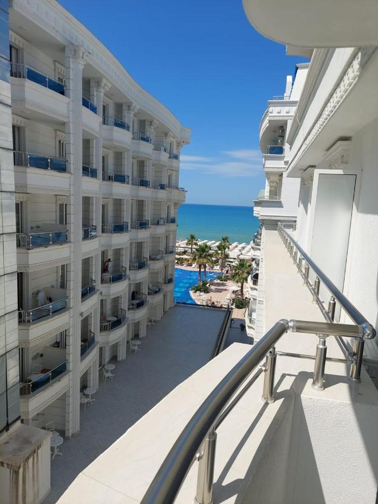 Armando Apartments photo 2