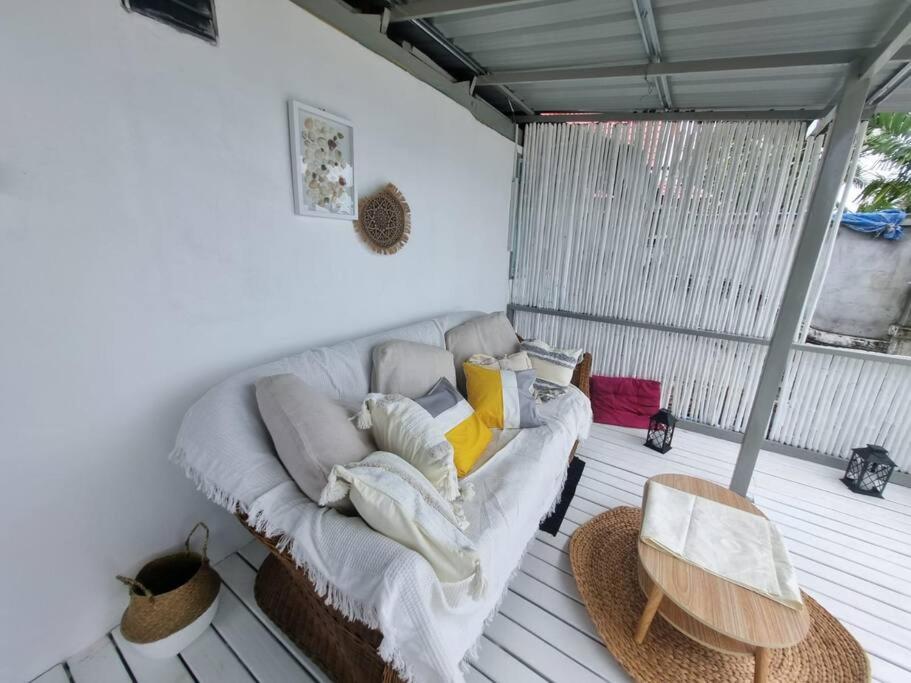 Kapila - Beachfront Home photo 4