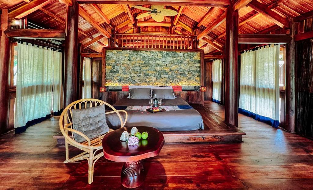 Natalie's Villa & Resort