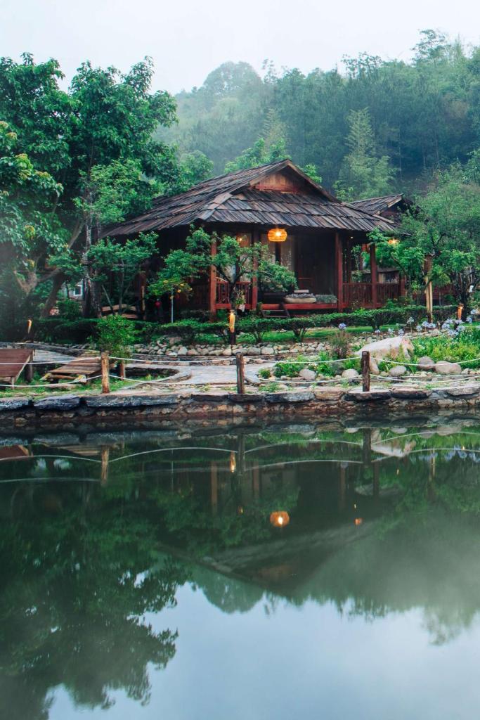 Natalie's Villa & Resort