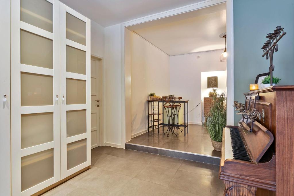 Huswell - Charming getaway in the historical city center photo 2