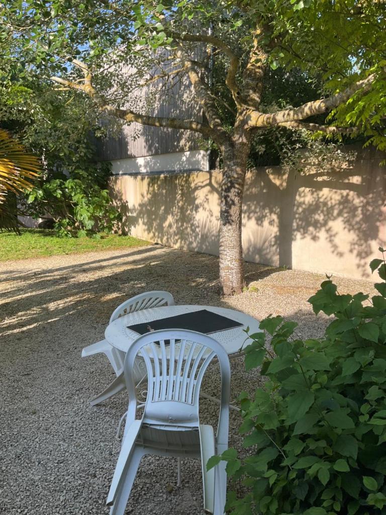 Maisonnette proche de la mer, calme avec parking photo 4