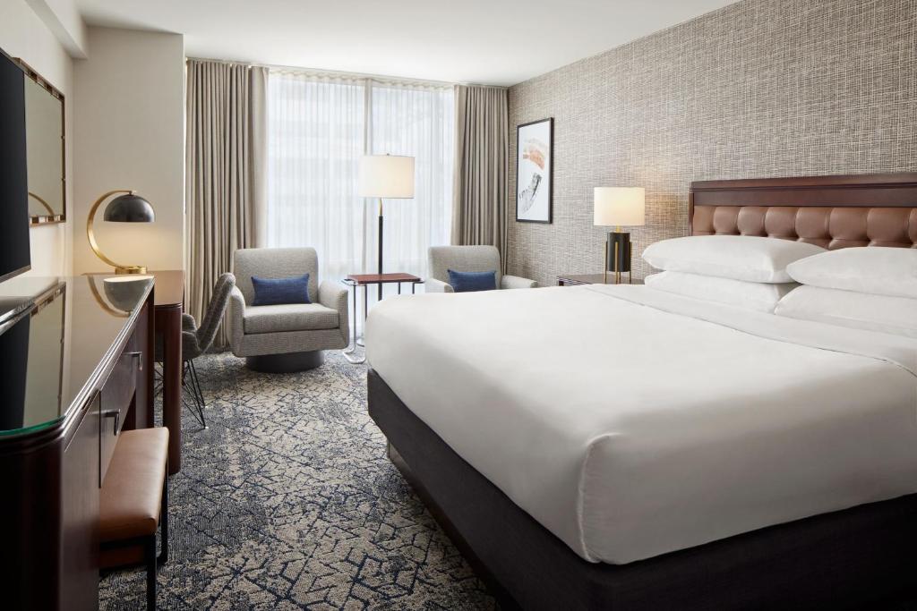 Sheraton Valley Forge Hotel King of Prussia image