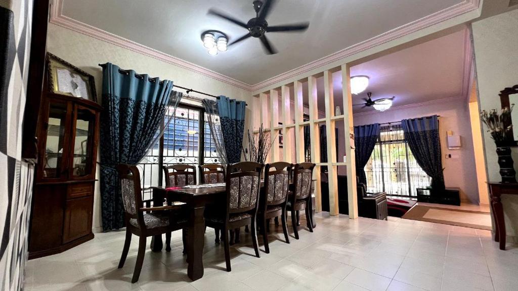 YB Guest House 4 Bilik 5 Katil photo 2