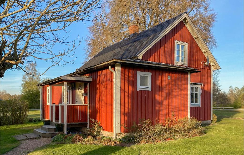 Awesome Home In Bredaryd With Wifi And 2 Bedrooms photo 1