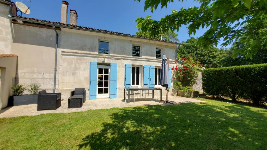 Appart'é Nature L'ESCALE - Saintes - Piscine, Parking, Terrasse, Wifi photo 3