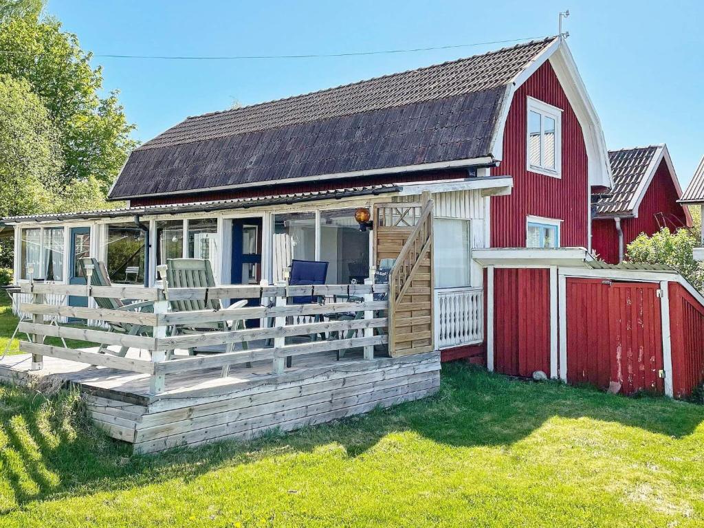 Holiday home LYSVIK photo 2