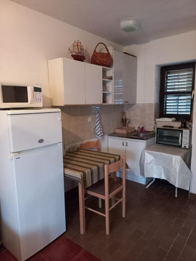 Apartments IRINA photo 2