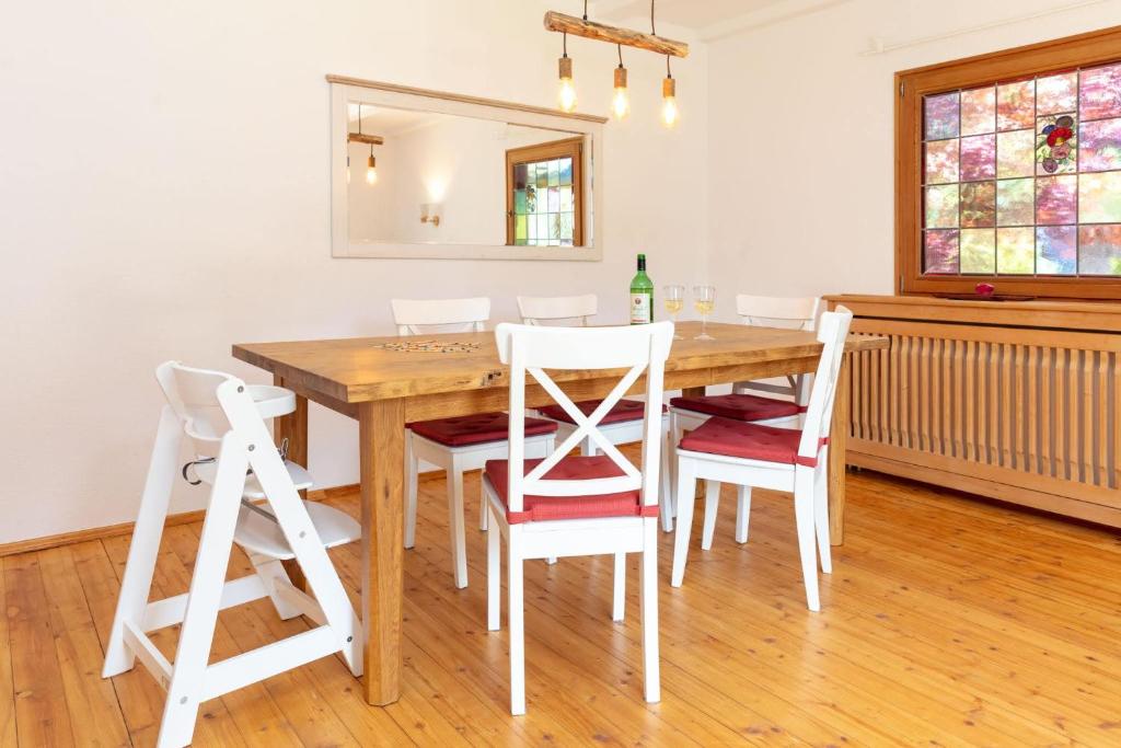 Ganzes Haus mit großem Garten und eigener Sauna photo 4