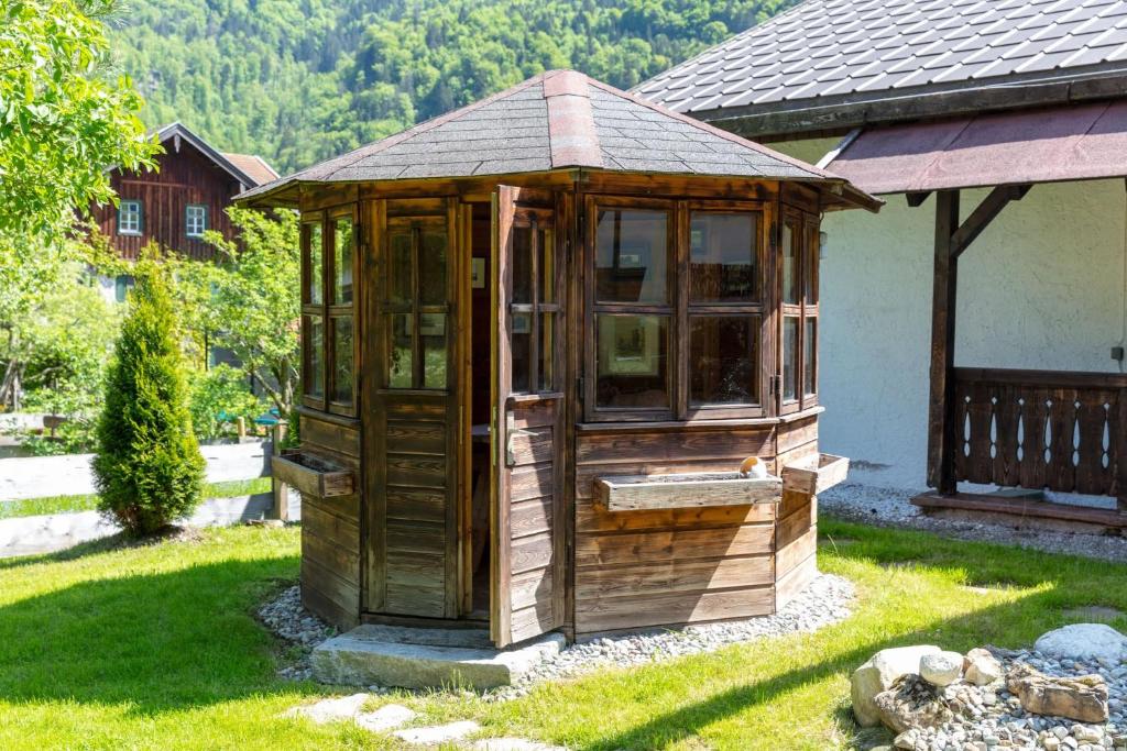 Ganzes Haus mit großem Garten und eigener Sauna photo 1