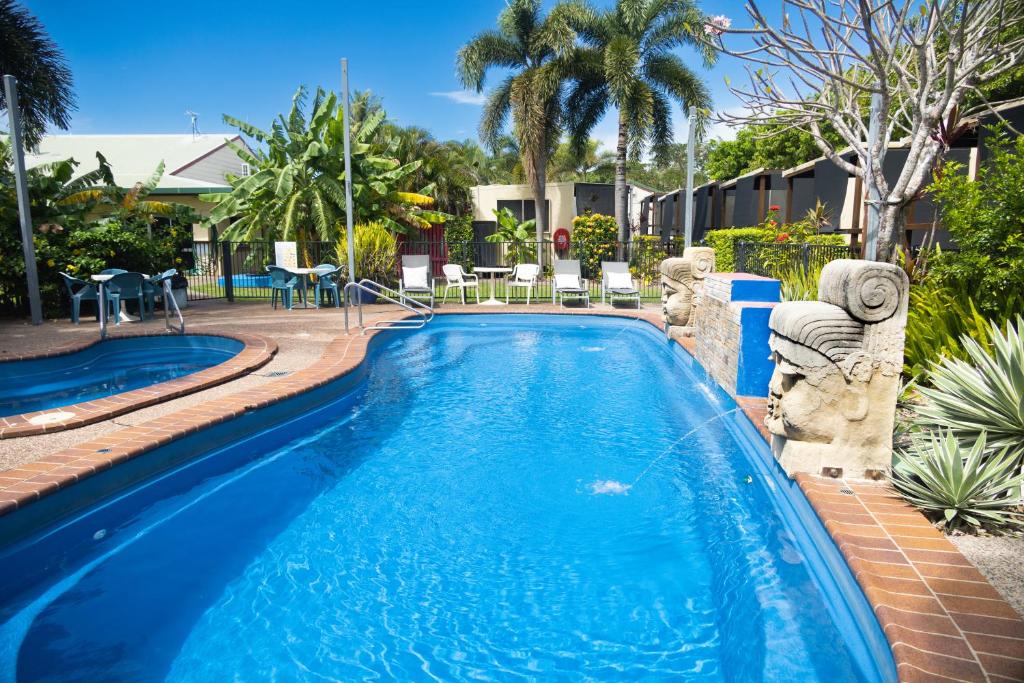 Wongai Beach Hotel - Tap to explore photos