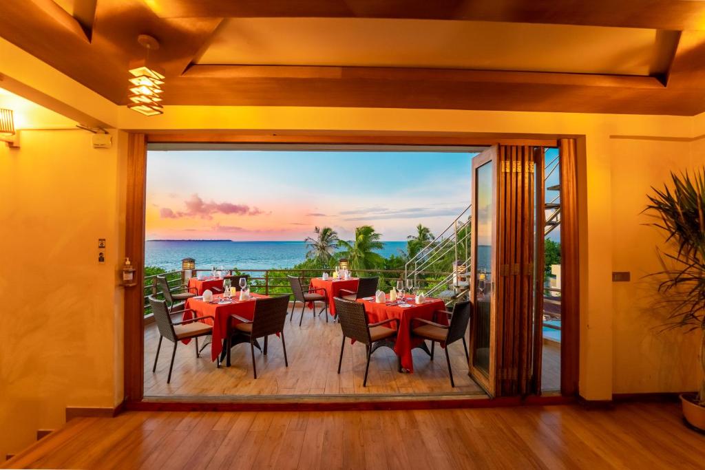 Vilu Thari Inn Maldives photo 1