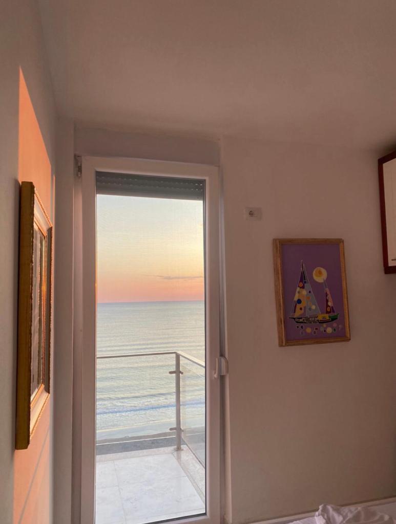 Beach Luxury Apartment Shëngjin photo 2