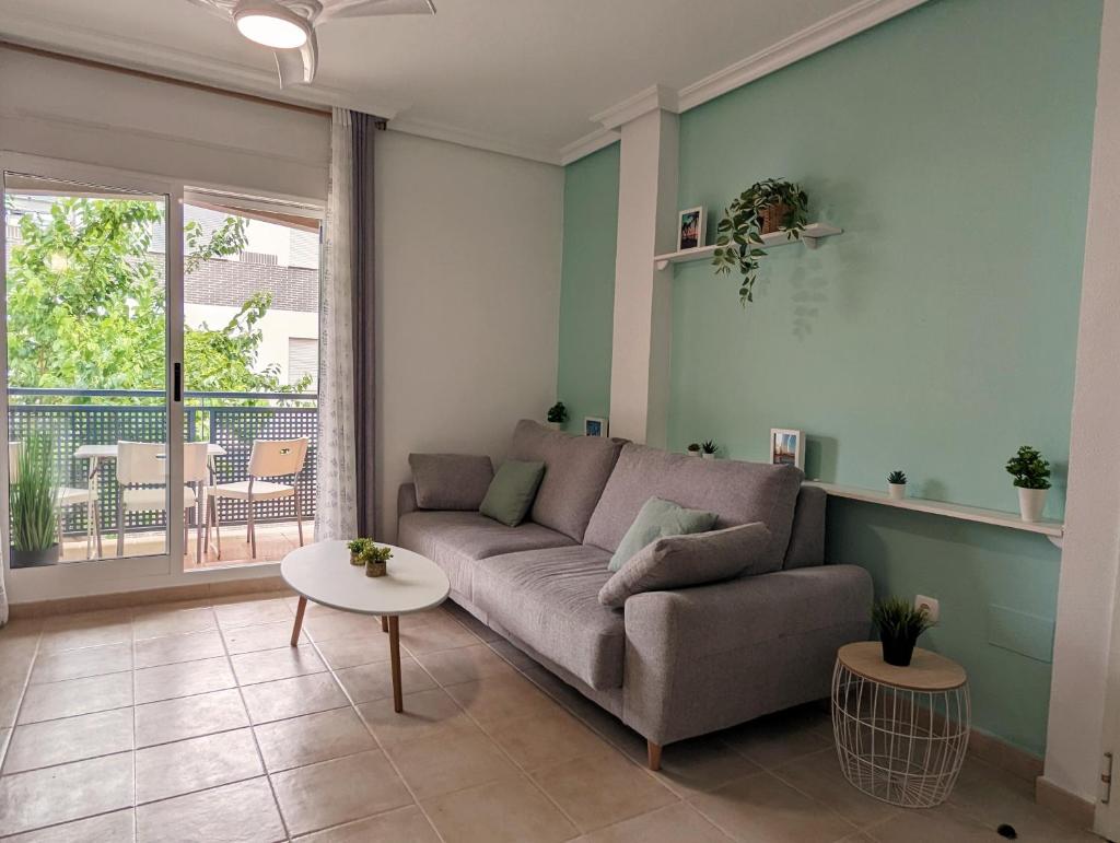 Apartamento Las Palmeras - Con Terraza, barbacoa, aire acondicionado y a 250m de la playa! photo 1