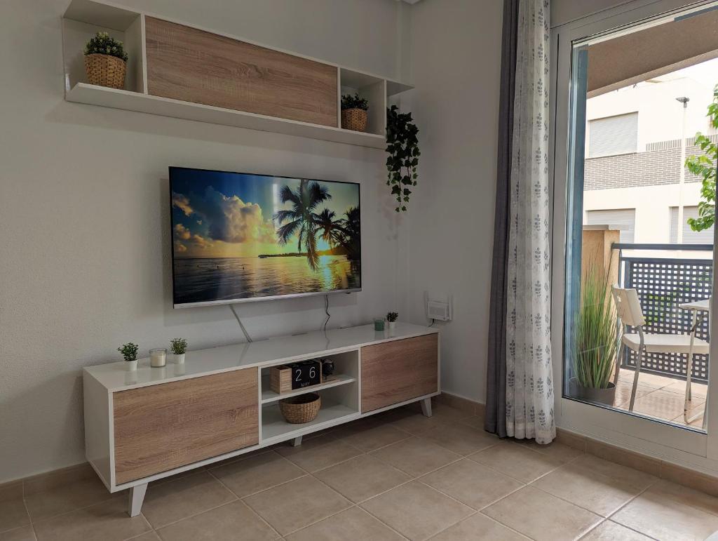 Apartamento Las Palmeras - Con Terraza, barbacoa, aire acondicionado y a 250m de la playa! photo 2