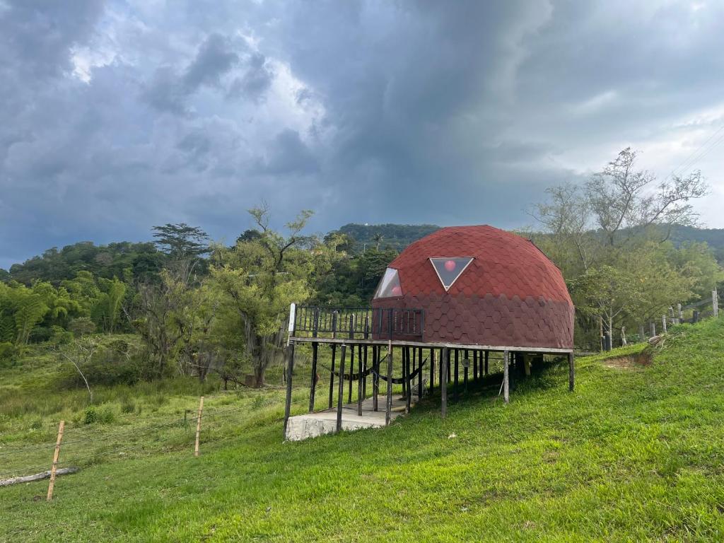 Glamping Sauce Rojo photo 3
