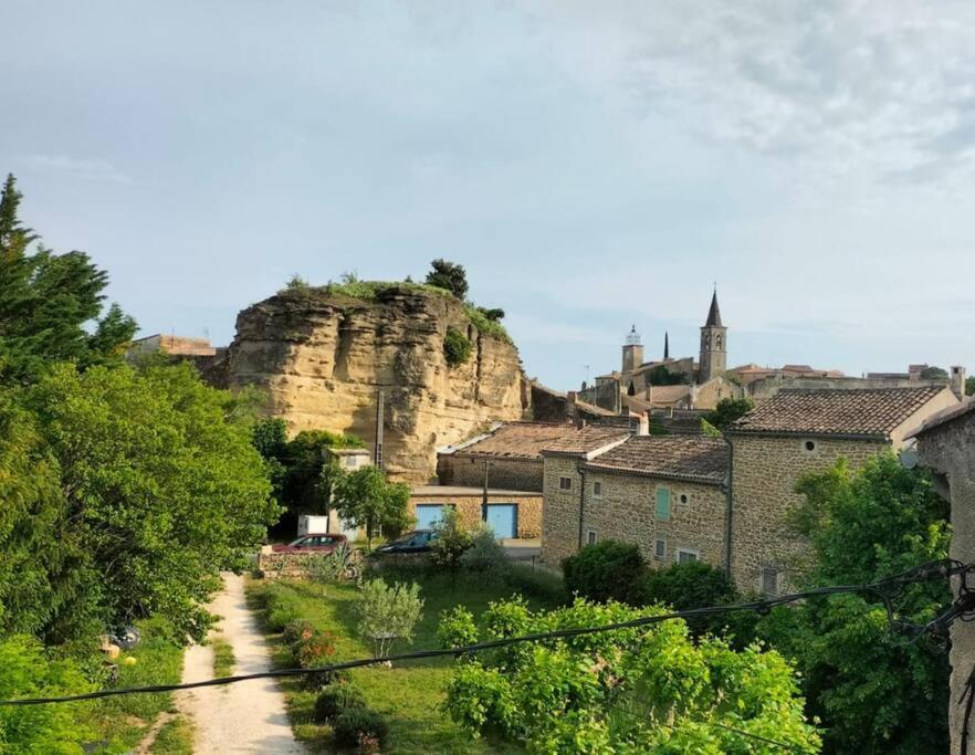 Logement de charme climatisé au cœur de la Provence photo 2
