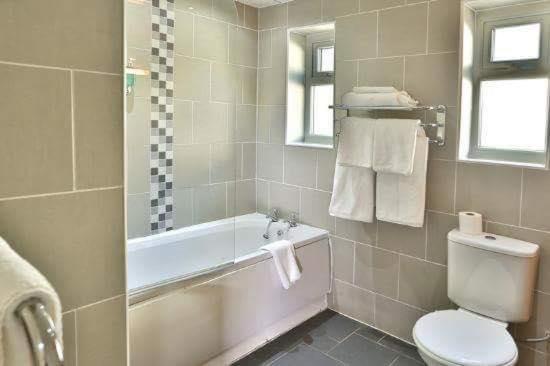 Zaib guest house for families in E-11 Islamabad photo 4