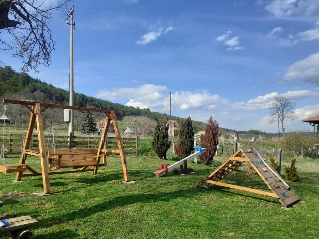 Kuca Karajic photo 2