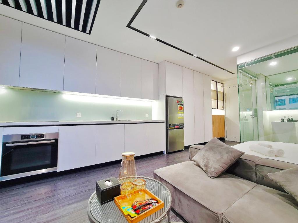 Dcapitale - Căn góc 2pn view hồ - Luka homes