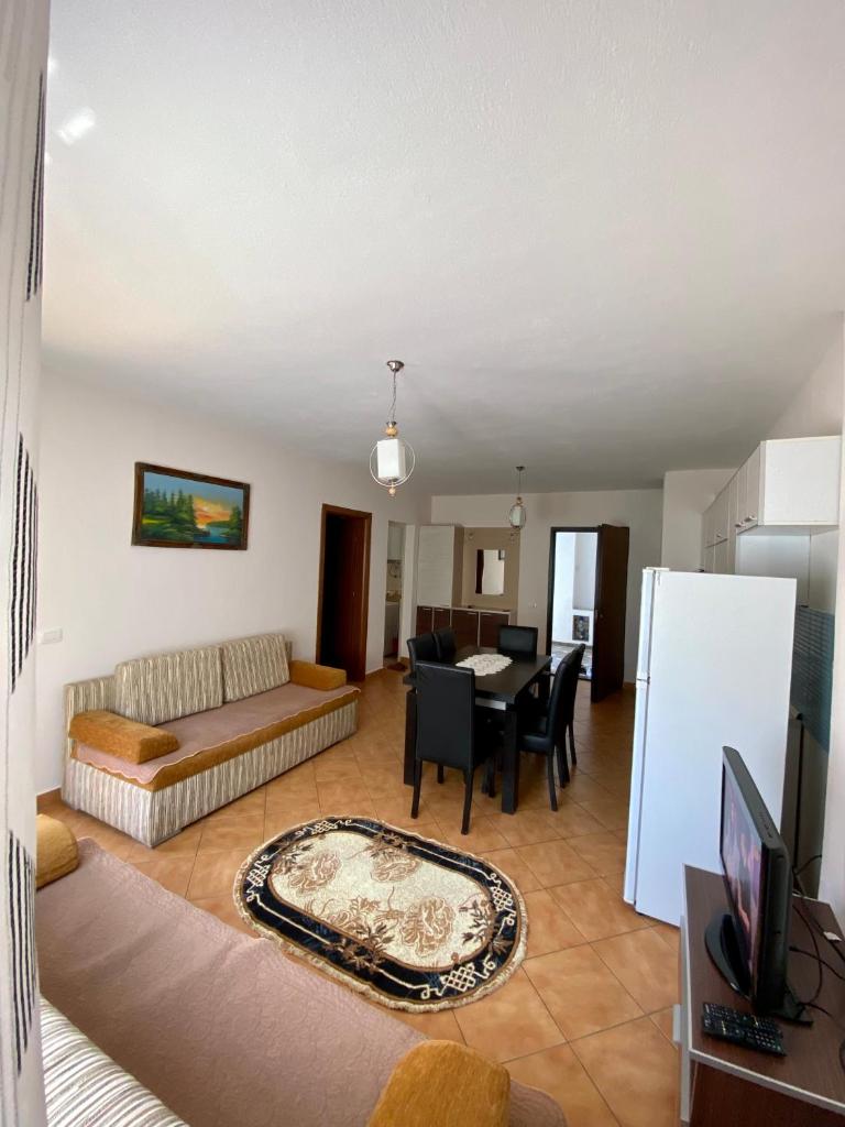 Rayde Apartments photo 2