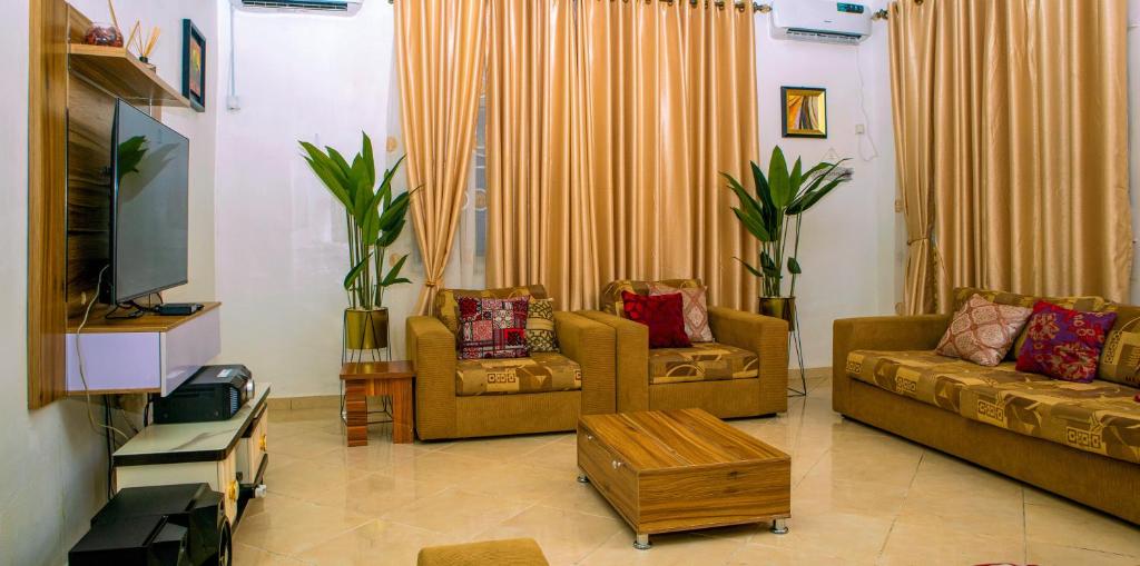 KUNN Apartments photo 3