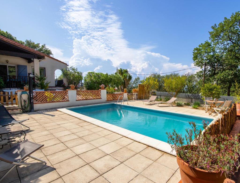 Travelers house - Villa with private pool and kids friendly photo 2